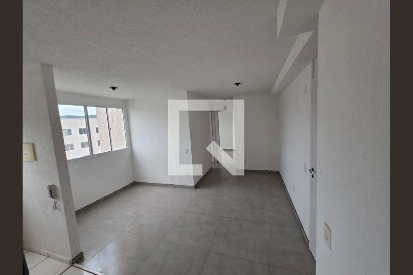 2-bedroom apartment with 1 parking spot and closed kitchen — photo 9
