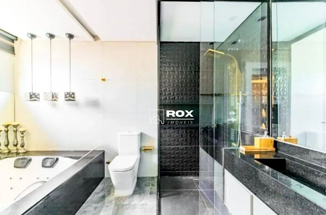 Furnished house with 4 en-suite bedrooms and 266 m² — photo 27