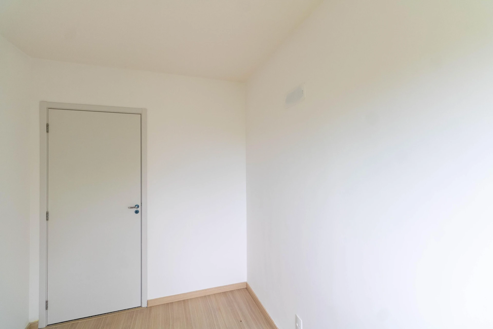 Apartamento de 2 quartos em condomínio com academia — photo 37