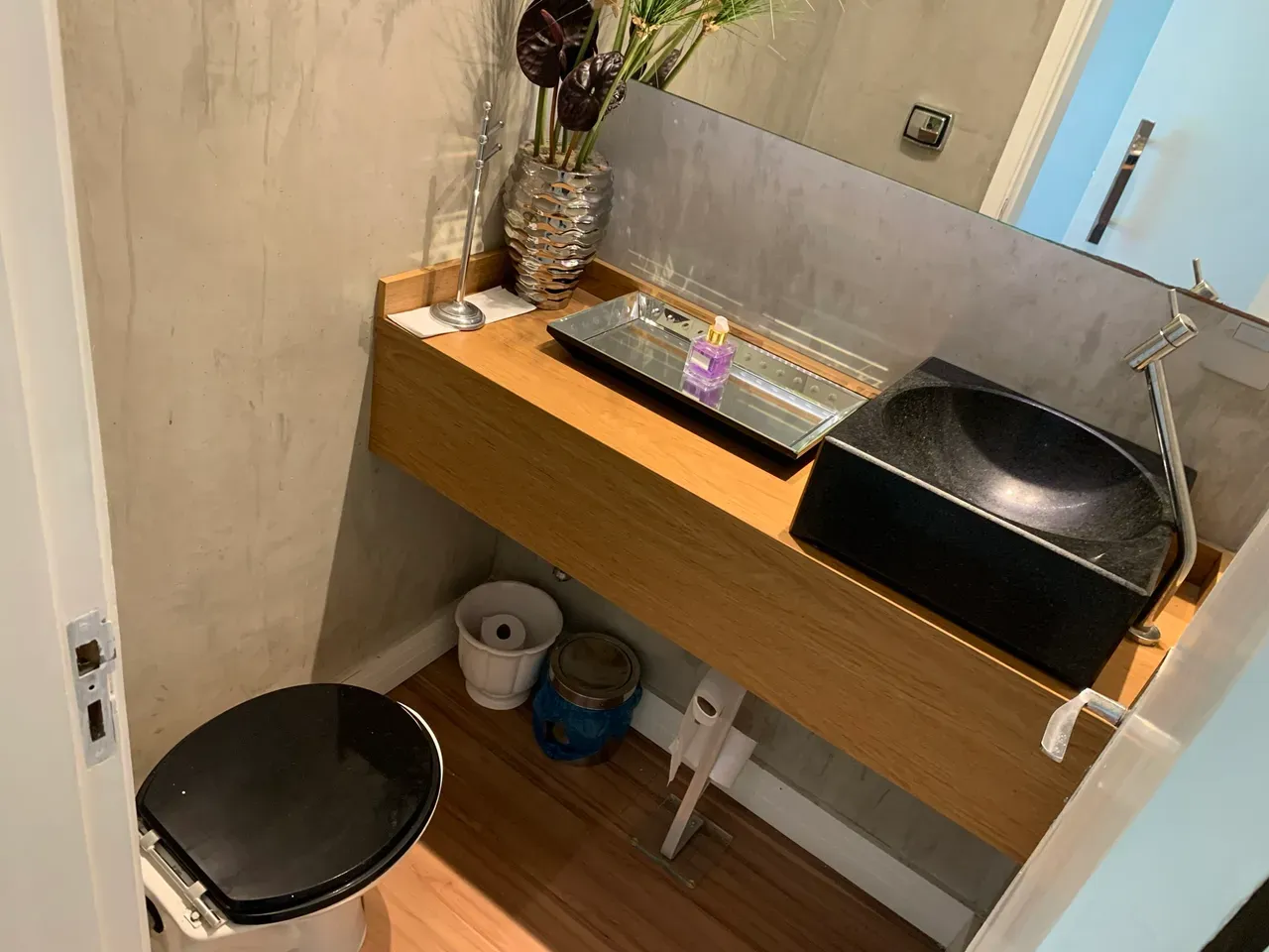 Furnished apartment with open-plan kitchen and 4 bedrooms — photo 11