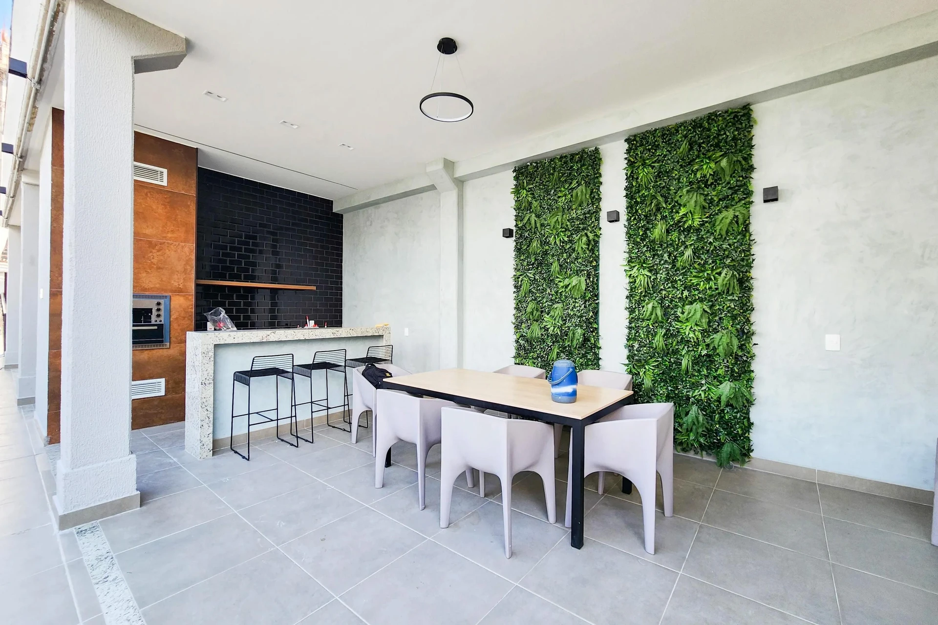 3-bedroom apartment in a building with a sauna — photo 32