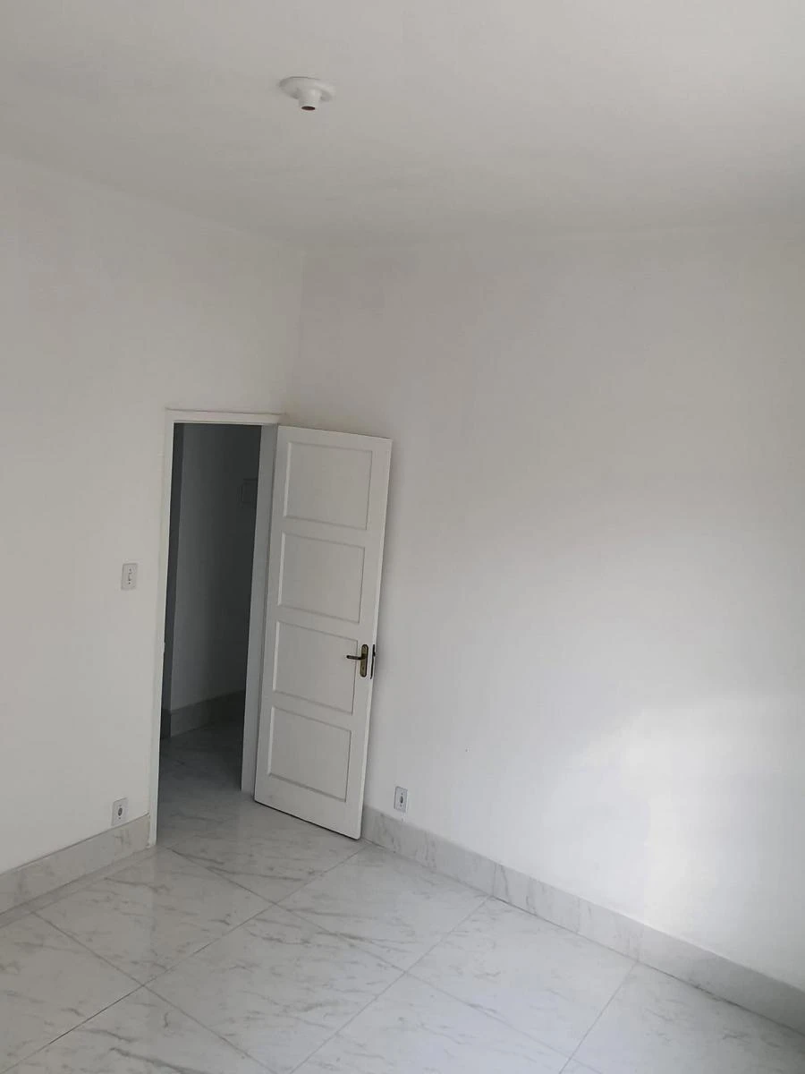 Unfurnished 75 m² apartment with 2 bedrooms and 1 suite — photo 6