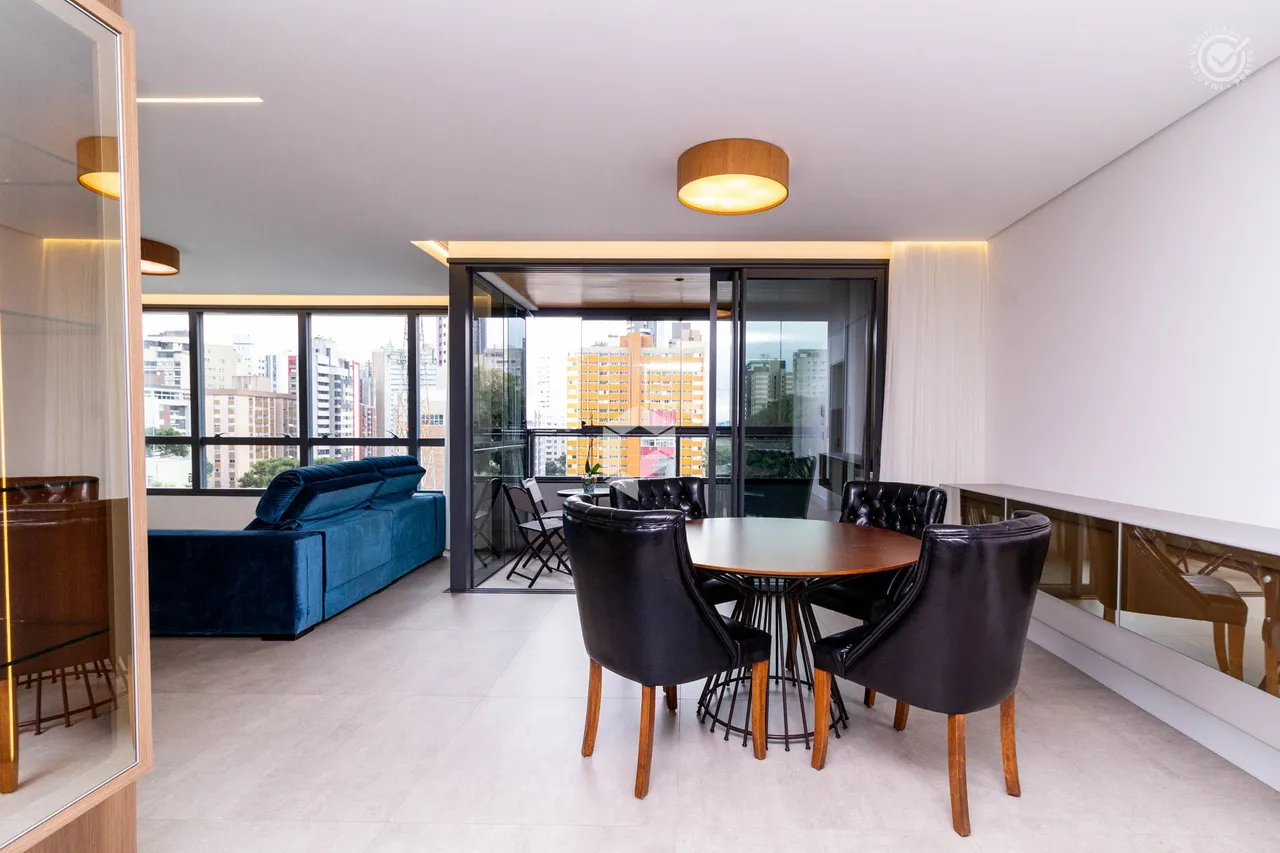 3-bedroom apartment with 3 en-suite bathrooms and 245 m² — photo 5