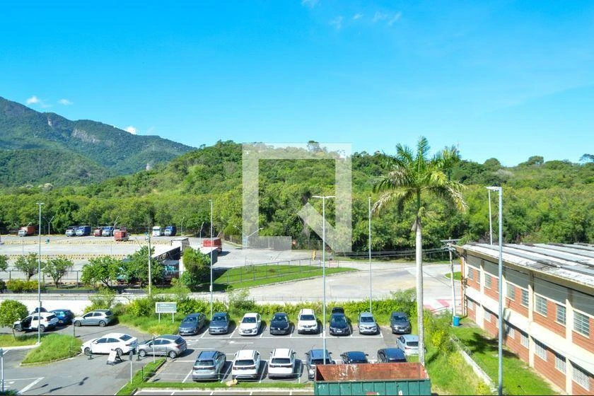 Furnished 2-bedroom apartment with 47 m² and balcony — photo 11