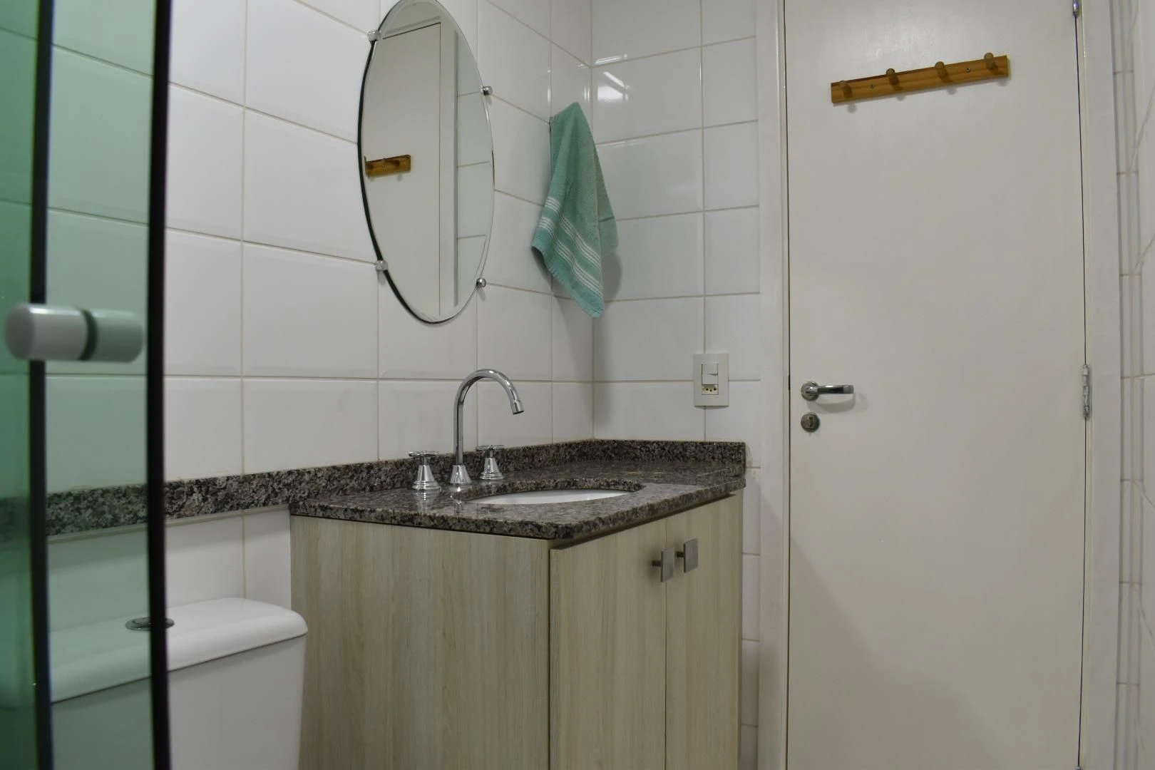 2-bedroom apartment with a home office in Curitiba — photo 6
