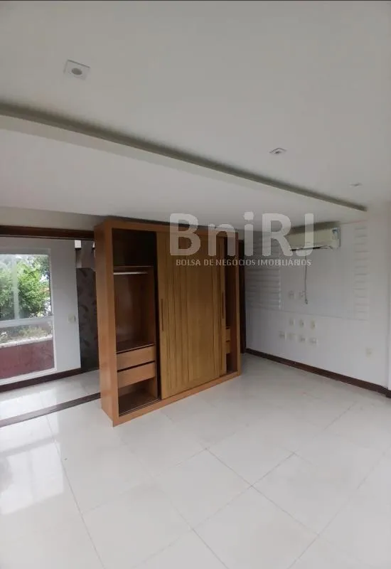 Casa sem mobília de 277 m² com 3 quartos — photo 4