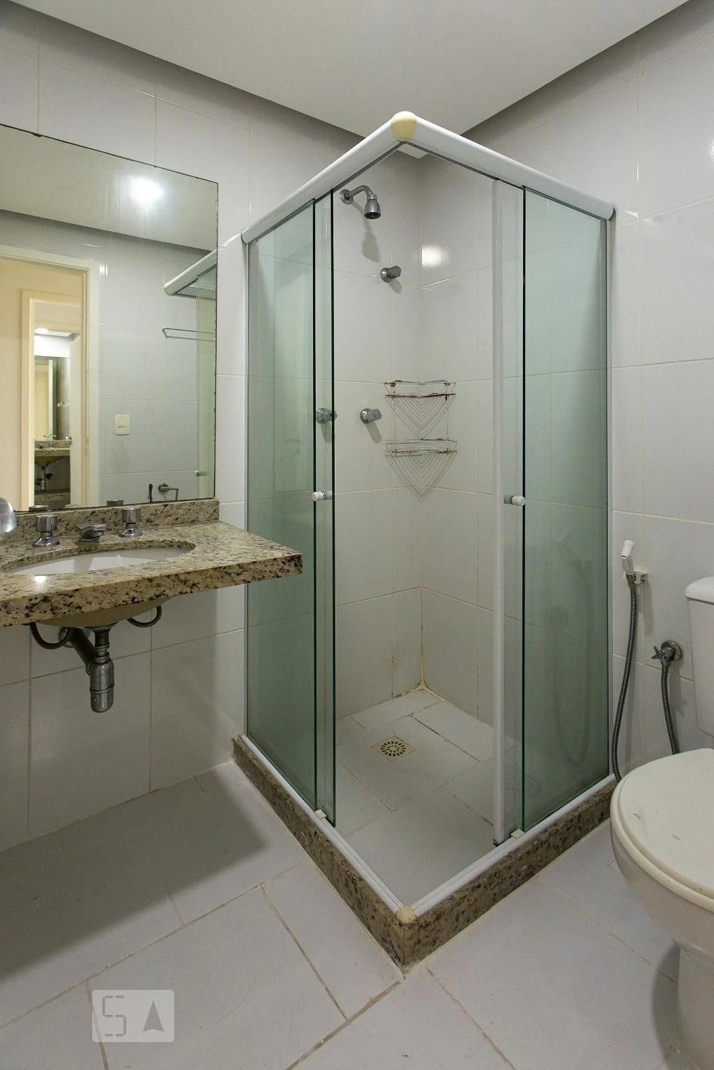 3-bedroom apartment with balcony and 2 parking spots — photo 35