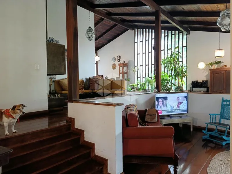 House, 600 m², with a bathtub — photo 11
