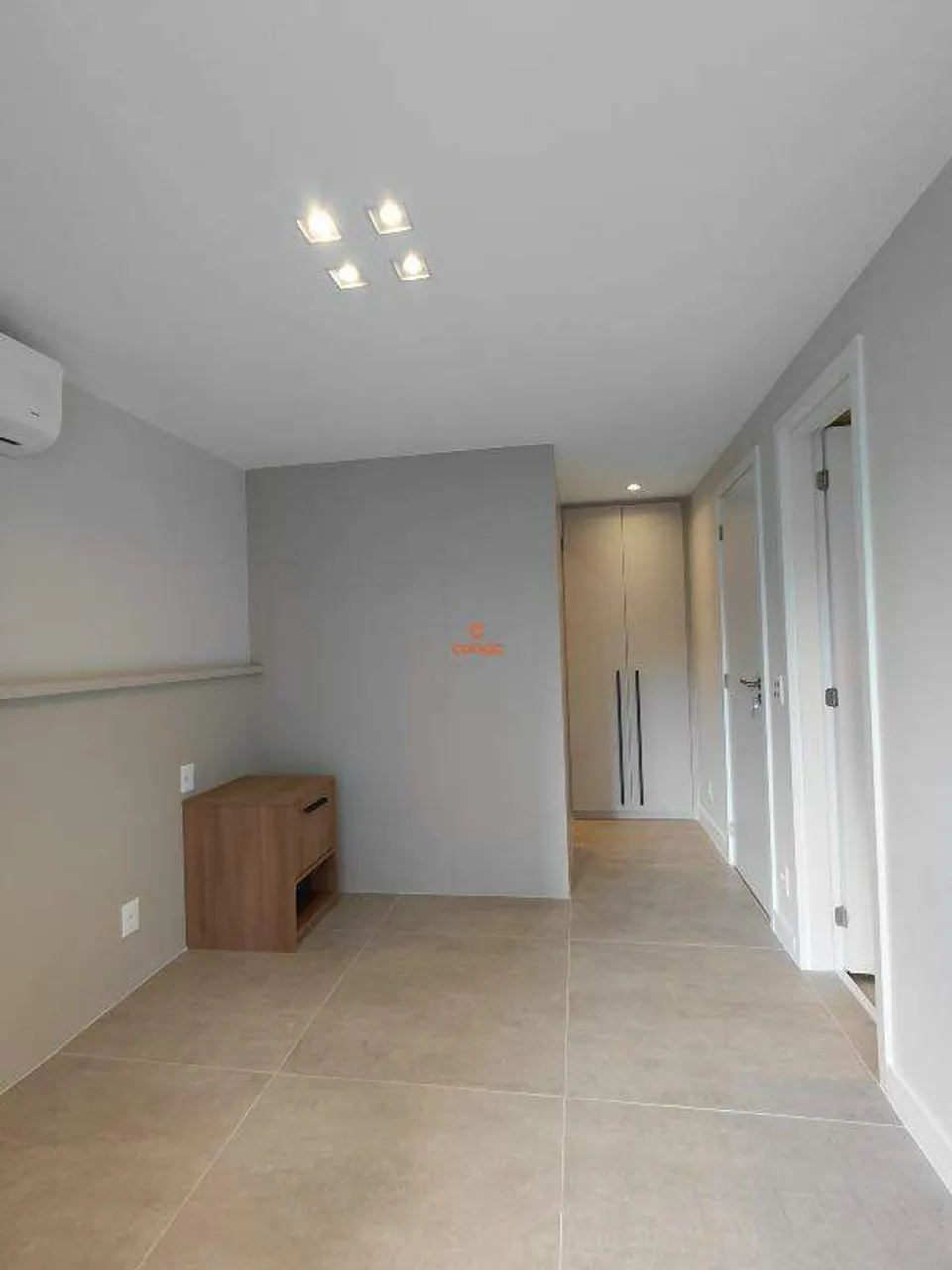 Apartment with 3 bedrooms, 2 bathrooms and enclosed balcony — photo 4