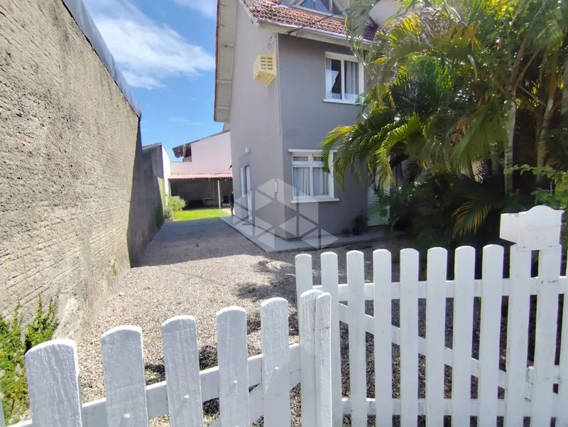 70 m² house with 2 bedrooms and 1 parking space