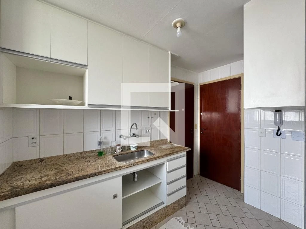 Apartment, 92 m², with a glass-enclosed balcony — photo 17