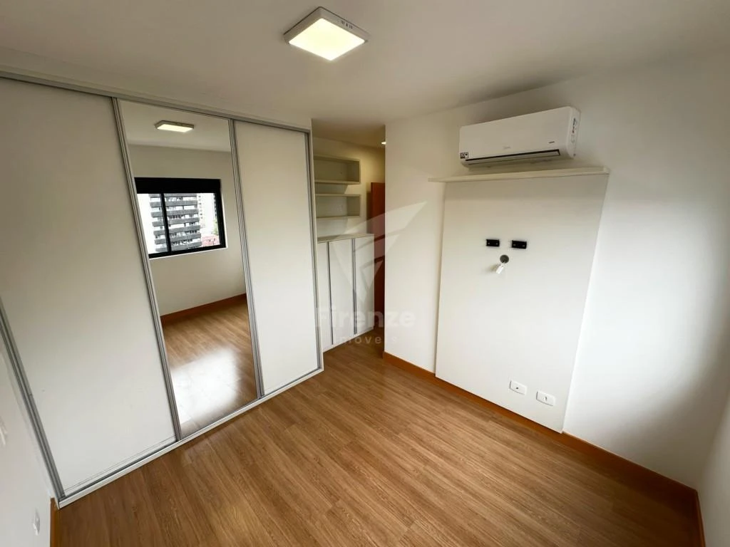 2-bedroom apartment, 1 with its own bathroom, 75 m² — photo 17