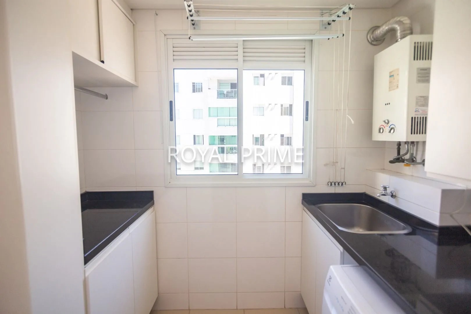 Apartamento de 3 dormitorios con cocina abierta y BBQ privado — photo 17