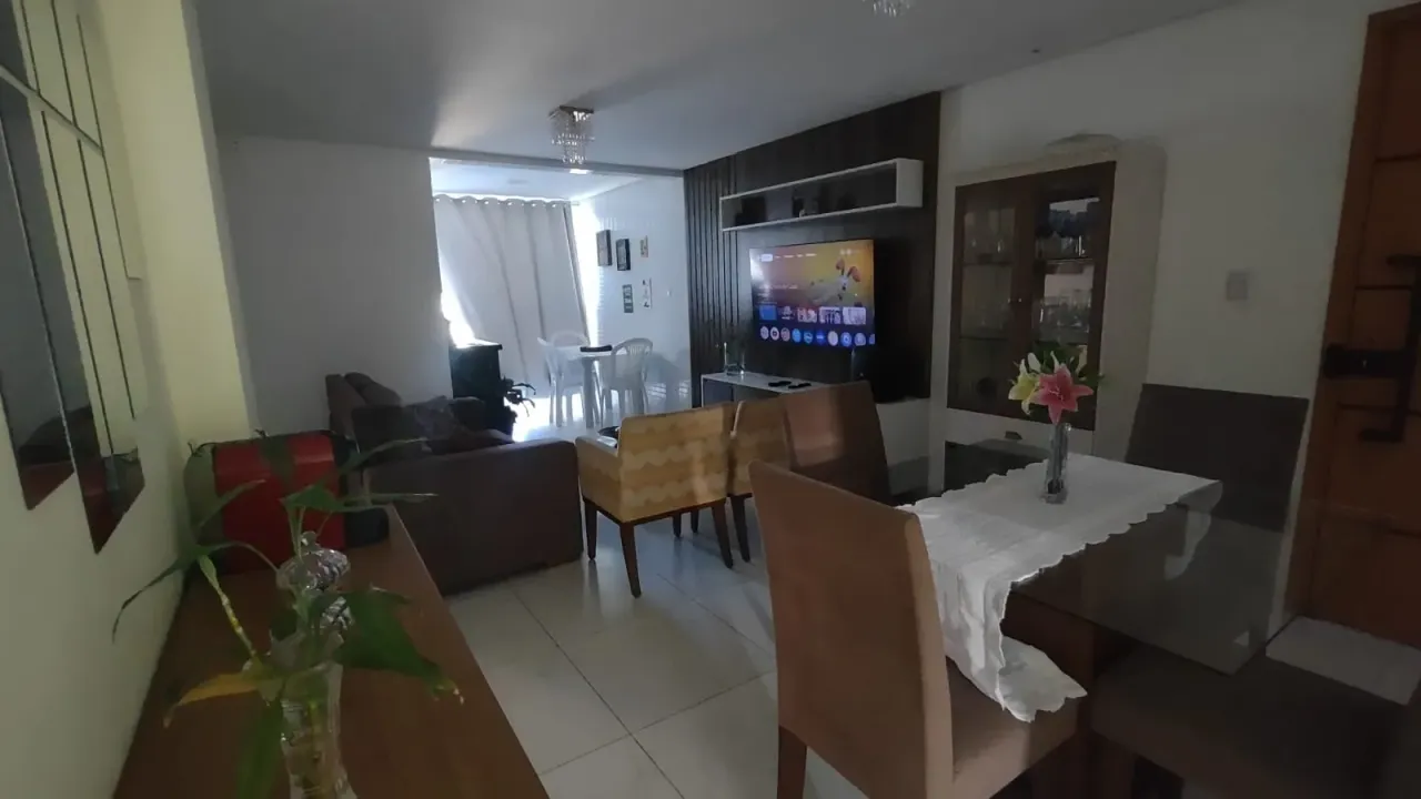 Apartamento mobiliado com 3 quartos e cozinha aberta