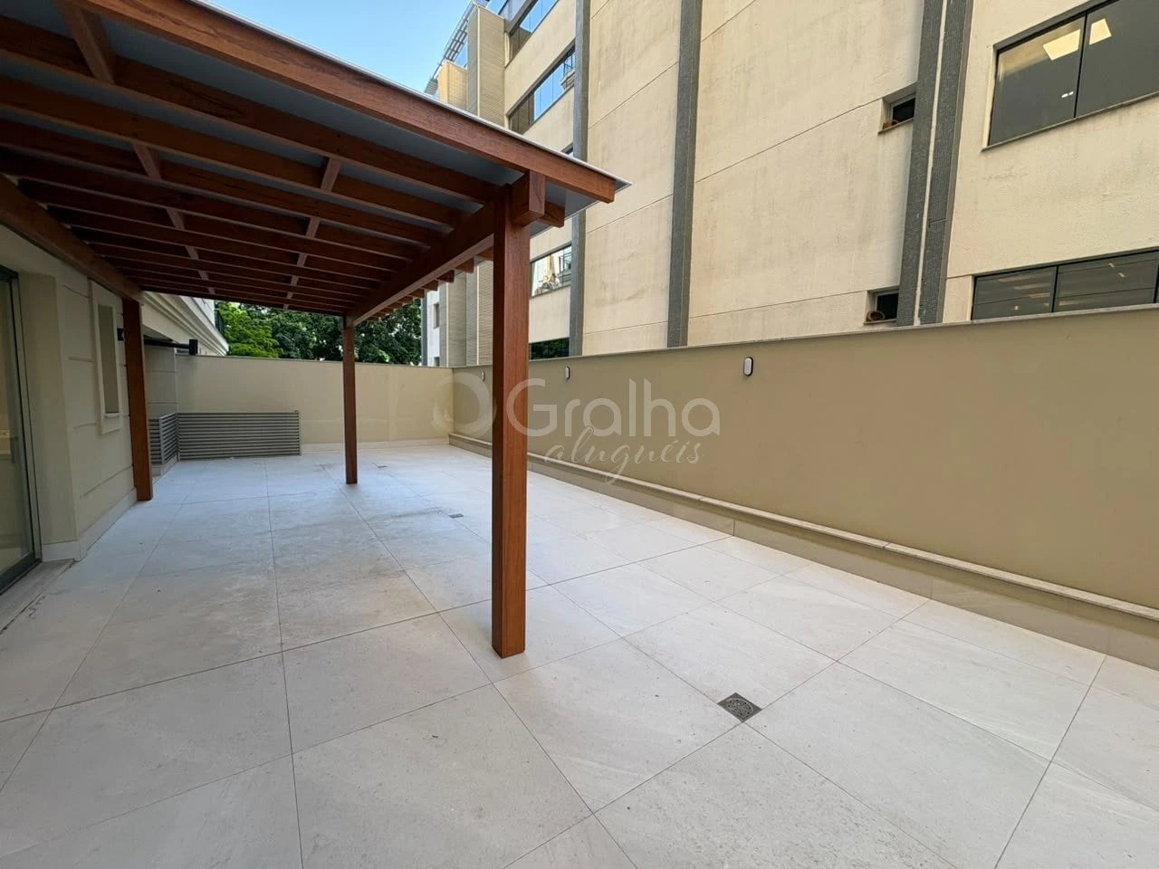 Apartment, 154 m², with a private BBQ — photo 5