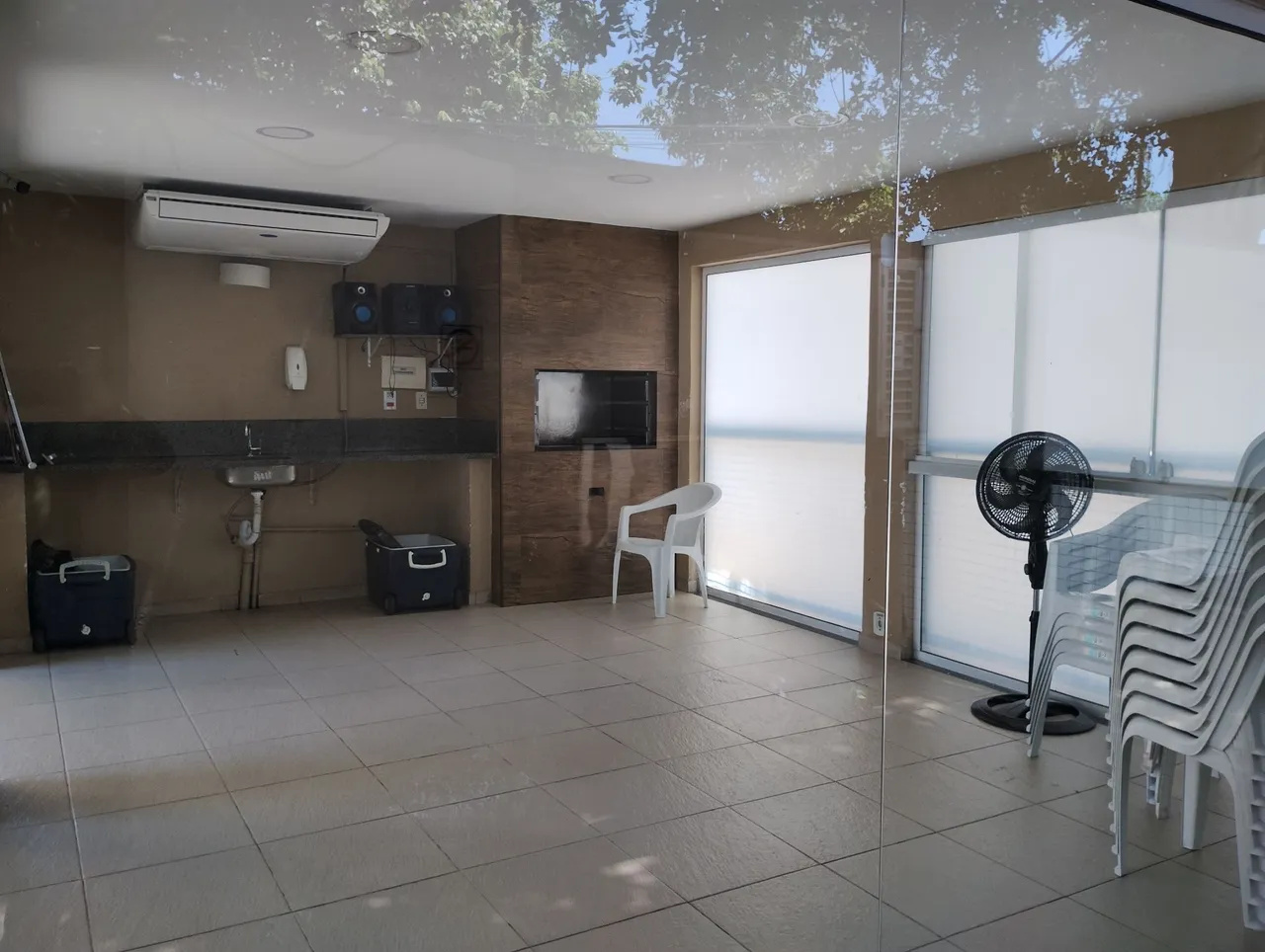 2-bedroom apartment in a building with a pool — photo 16