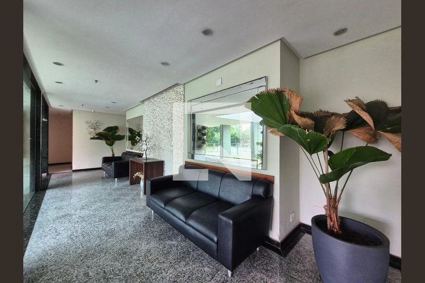Apartment with 67 m², 2 bedrooms and a balcony — photo 31