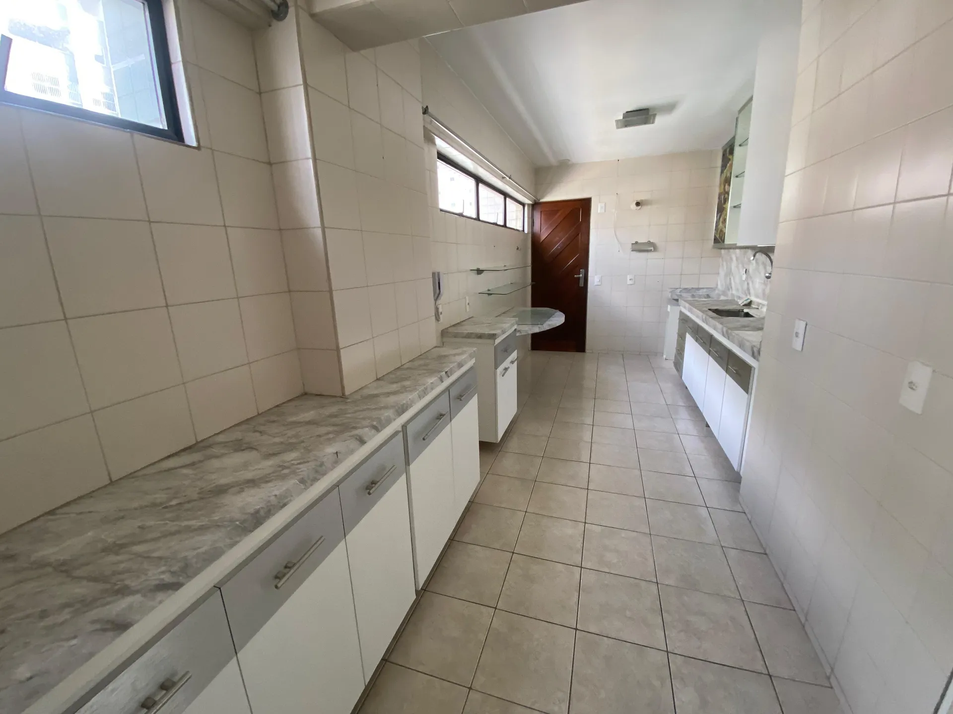 3-bedroom apartment with 121 m² and 2 parking spaces — photo 12