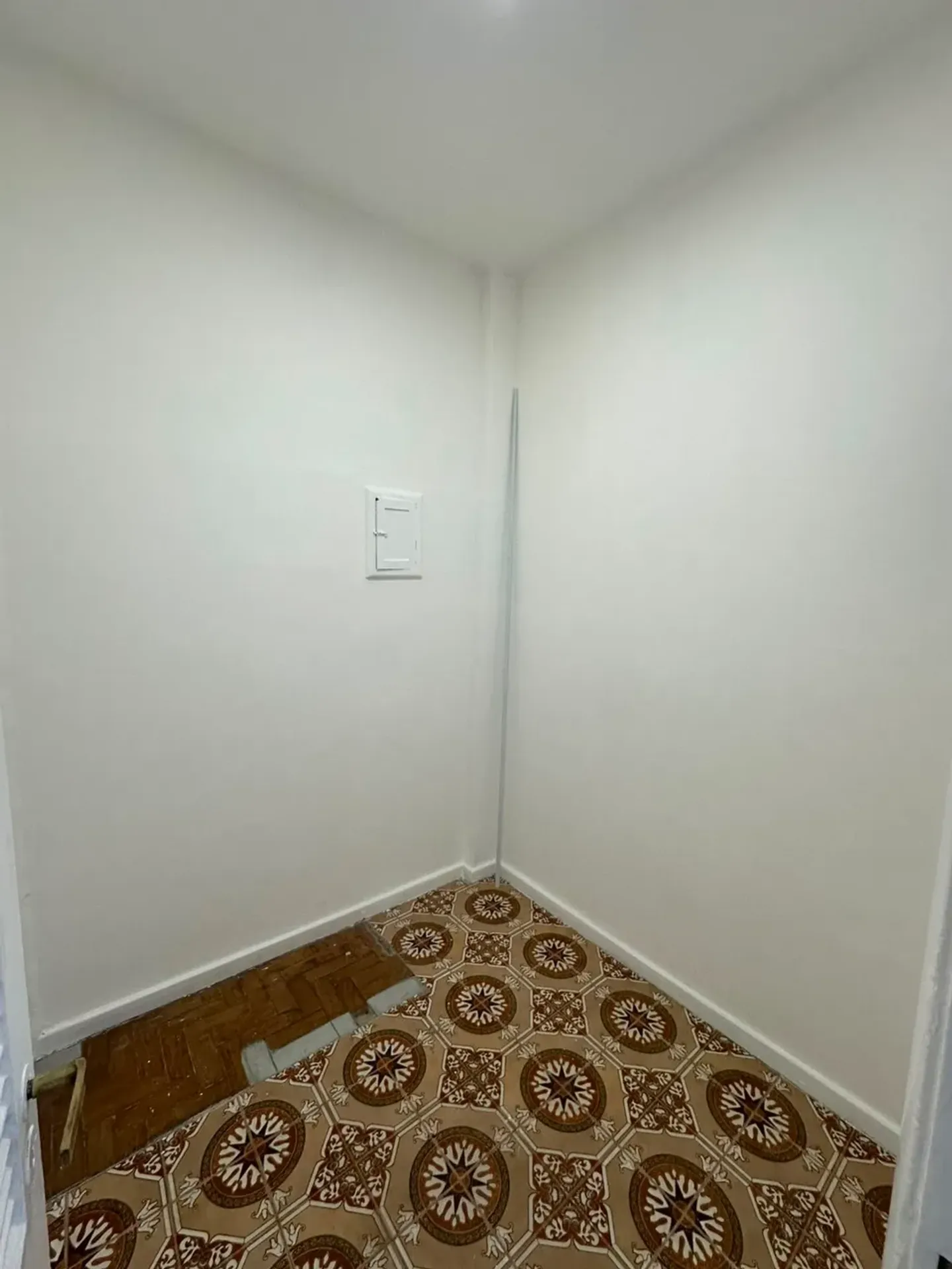 Apartment with 2 bedrooms, 2 bathrooms and balcony — photo 39