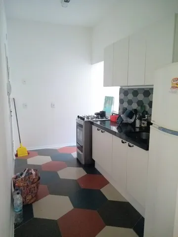 Apartamento mobiliado com cozinha fechada e 3 quartos — photo 2