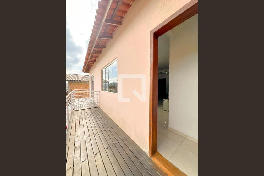 Furnished apartment, 40 m², with floor-to-ceiling windows — photo 29