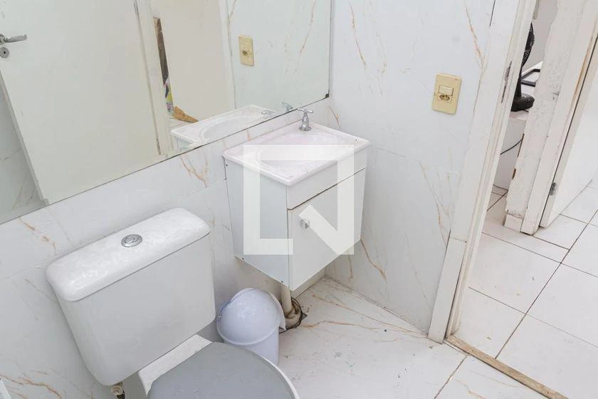 Apartamento amueblado con 2 dormitorios y 44 m² — photo 39