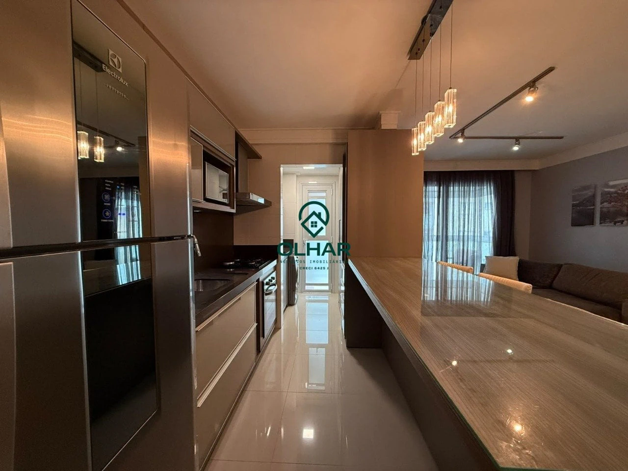 Glass-enclosed balcony in a 2-bedroom apartment, 93 m² — photo 13