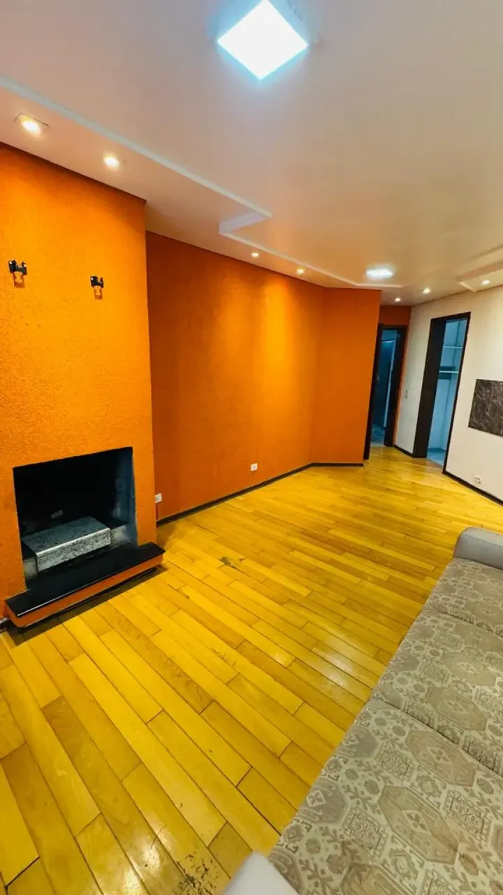 Apartment with 2 bedrooms and separate kitchen