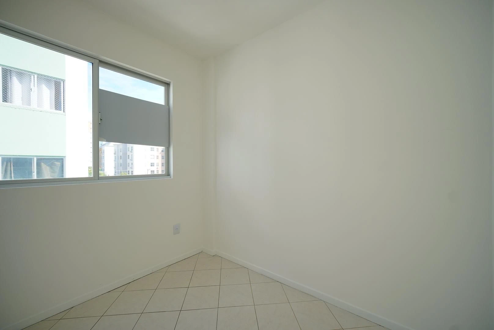 Park view in a 2-bedroom apartment, 52 m² — photo 18