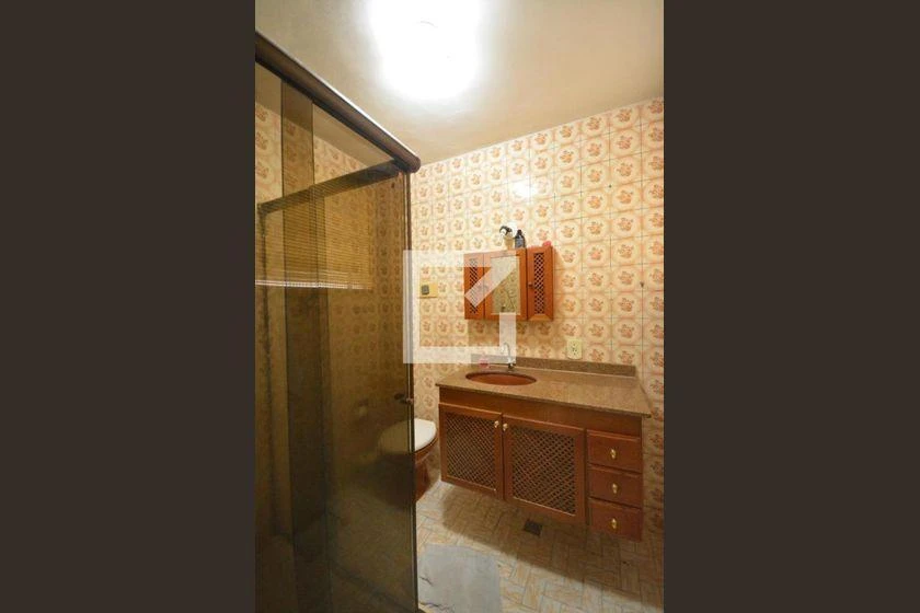 3-bedroom apartment with a mountain view — photo 26