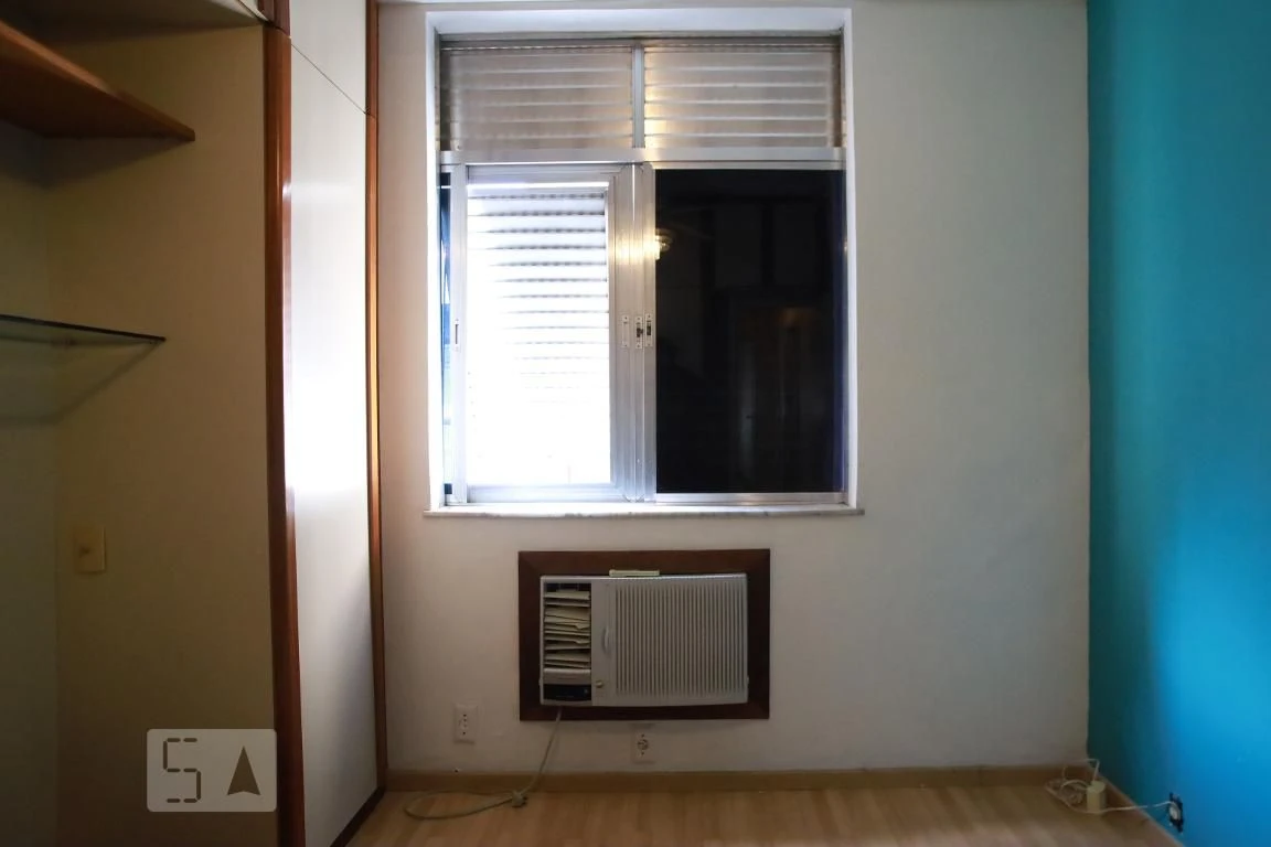 2-bedroom apartment with a mountain view — photo 10