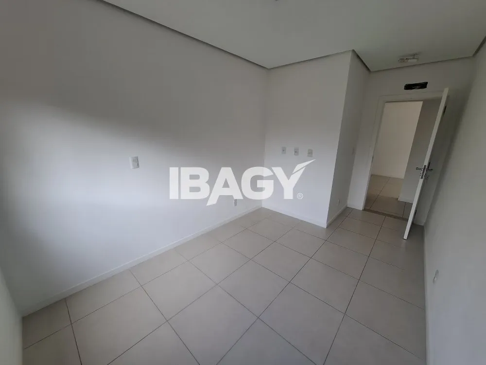 69 m² 2-bedroom apartment with balcony and built-in grill — photo 21