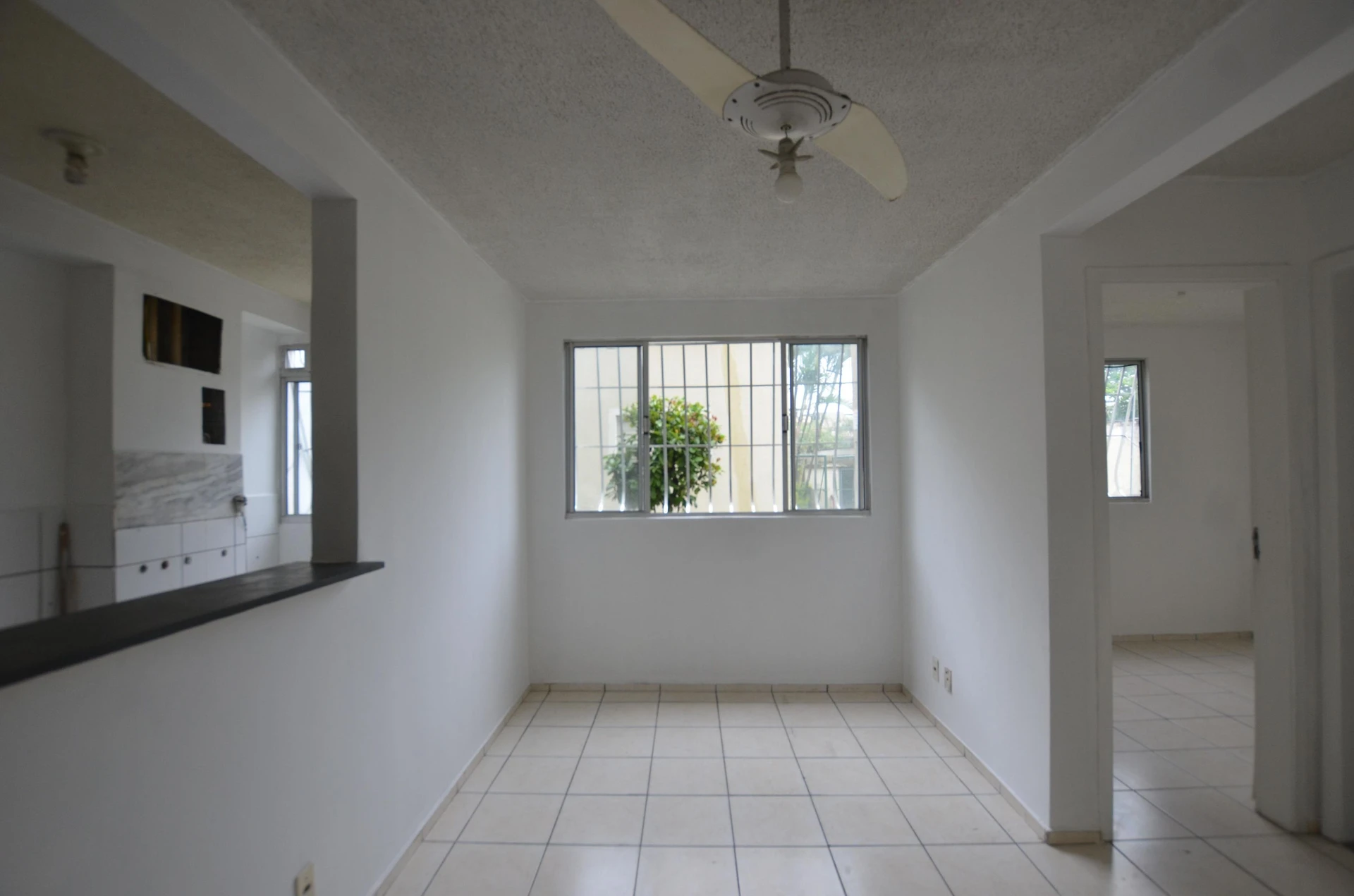 2-bedroom apartment with a private garden — photo 15