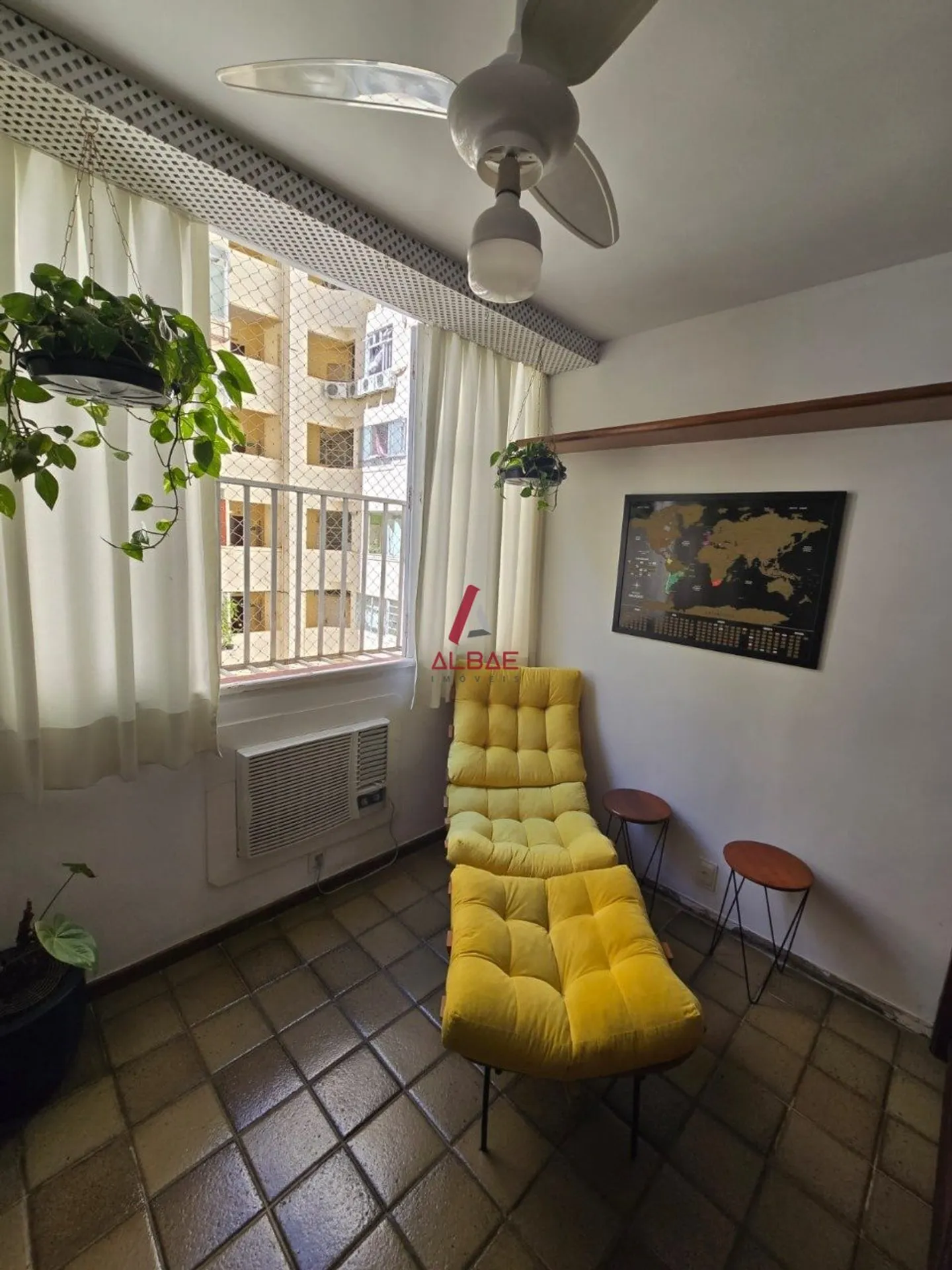 2-bedroom apartment with balcony and a full set of 3 baths — photo 9