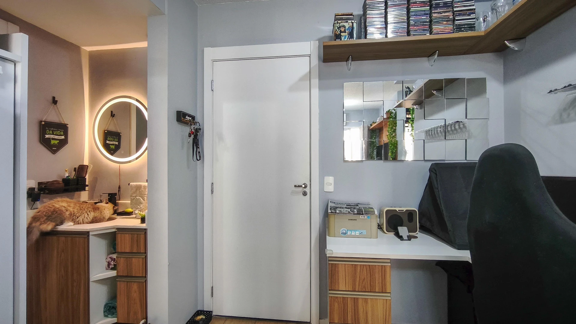 Home office in a one-bedroom apartment, 32 m² — photo 28