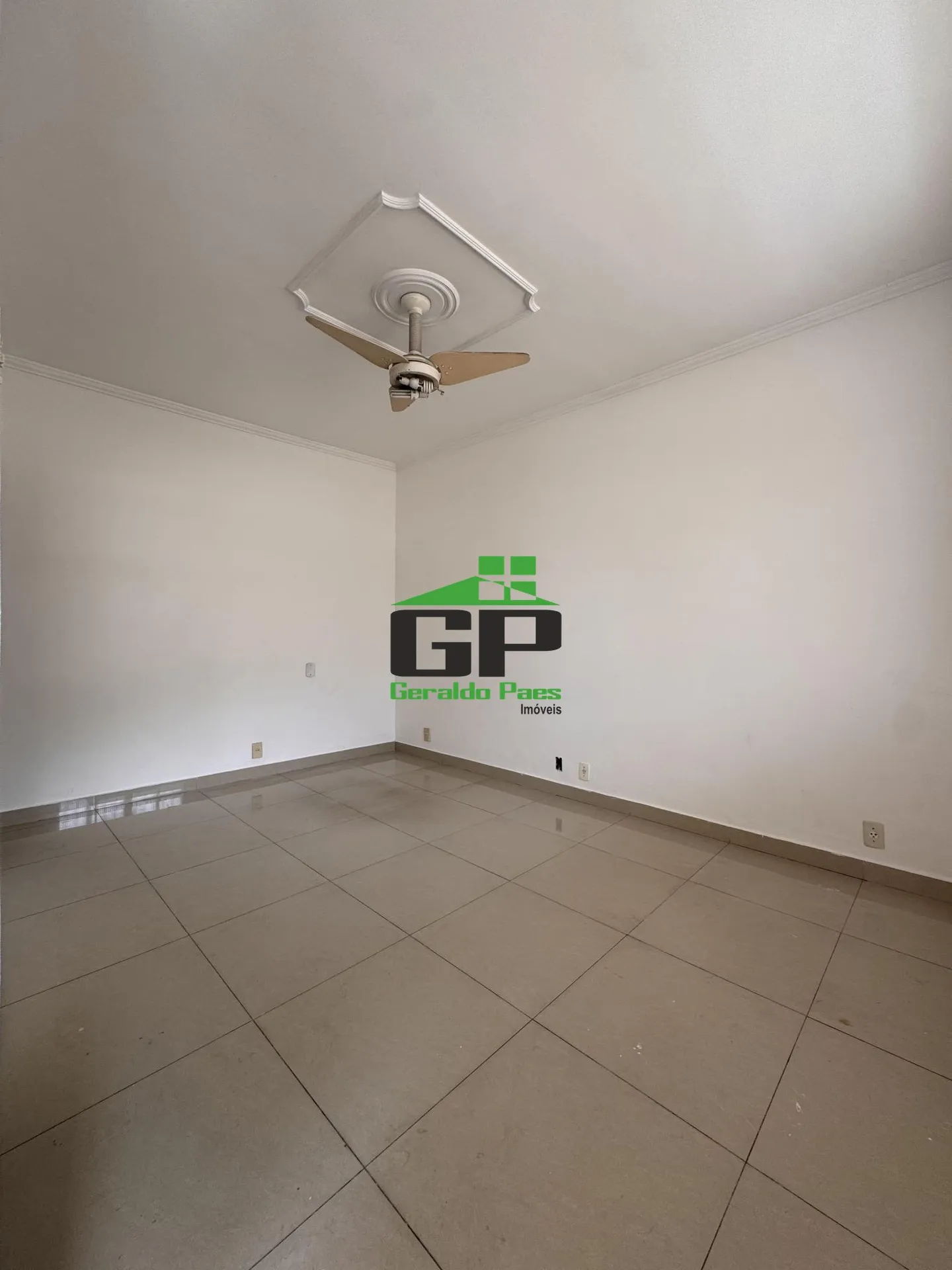 Unfurnished house with 4 bedrooms and a balcony — photo 7