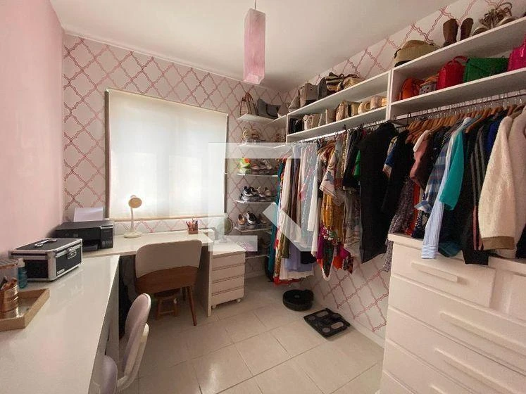 2-bedroom apartment with a walk-in closet in Rio de Janeiro — photo 10