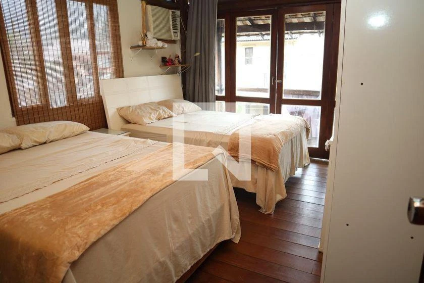 Furnished 500 m² house with 3 bedrooms and an open kitchen — photo 36