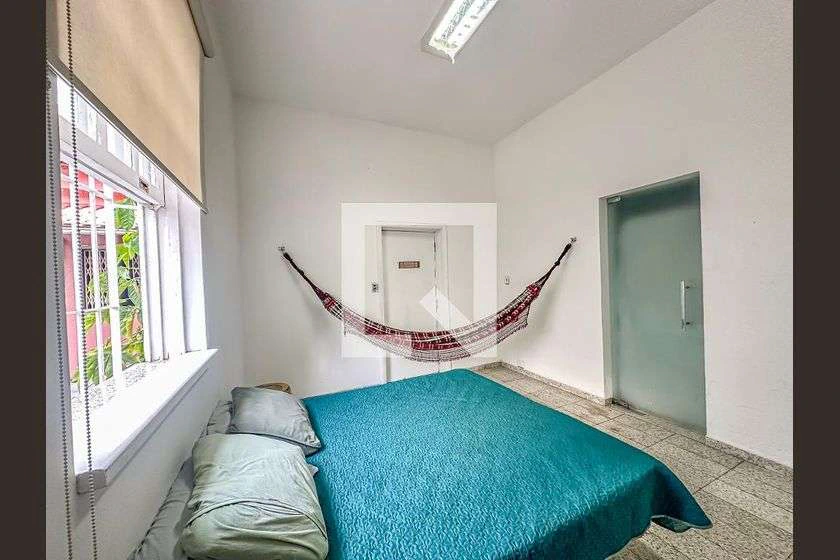 Casa com 4 quartos, jardim privativo e 300 m² — photo 25