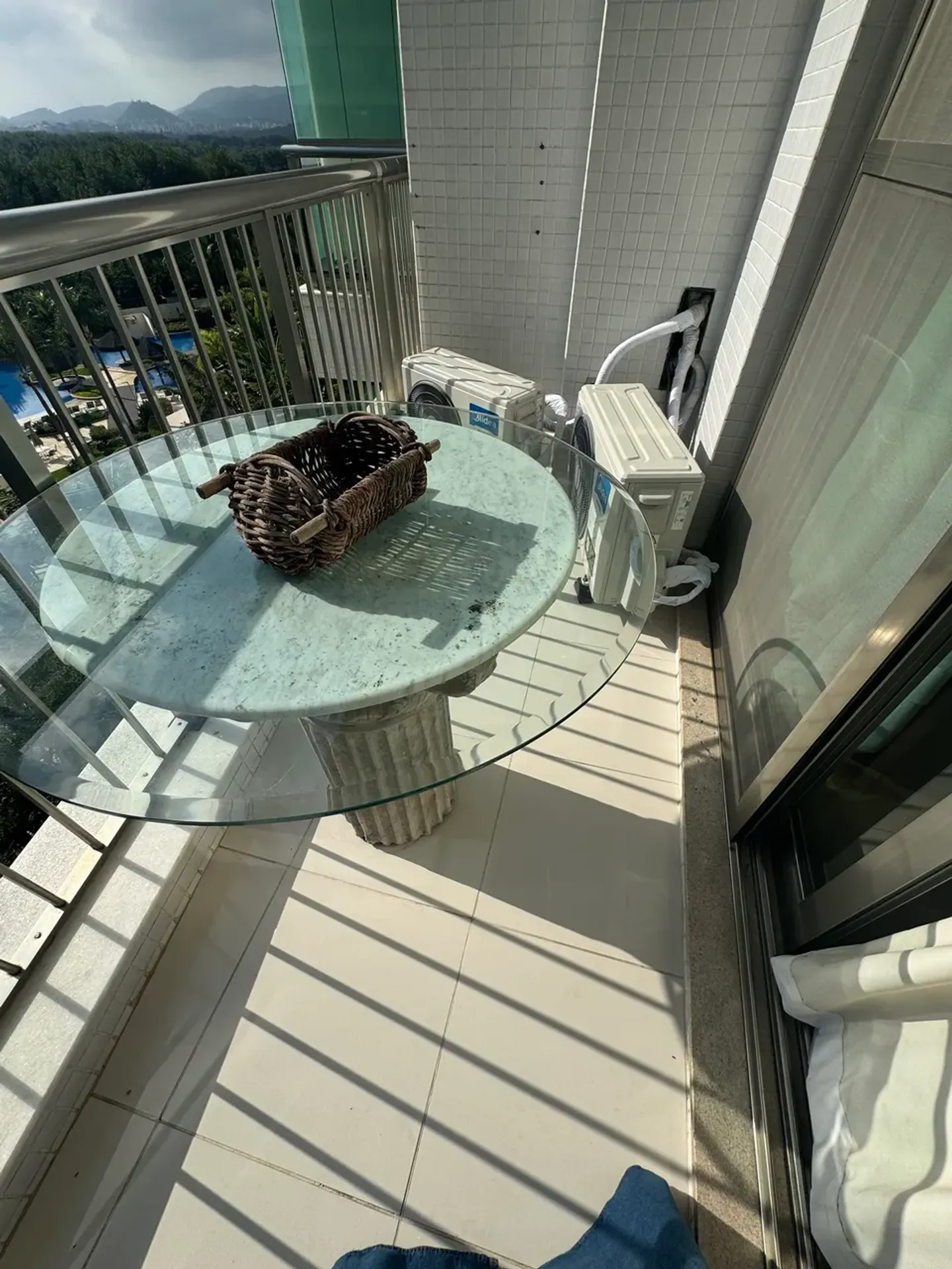 Unfurnished apartment with 4 bedrooms and 5 baths — photo 22