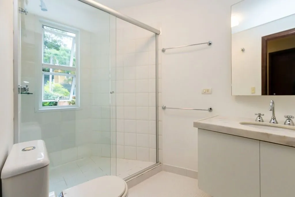 Casa industrial sin amueblar con 3 dormitorios y 890 m² — photo 12
