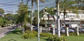 Casa com 3 quartos e cozinha separada com fogão a gás — photo 15