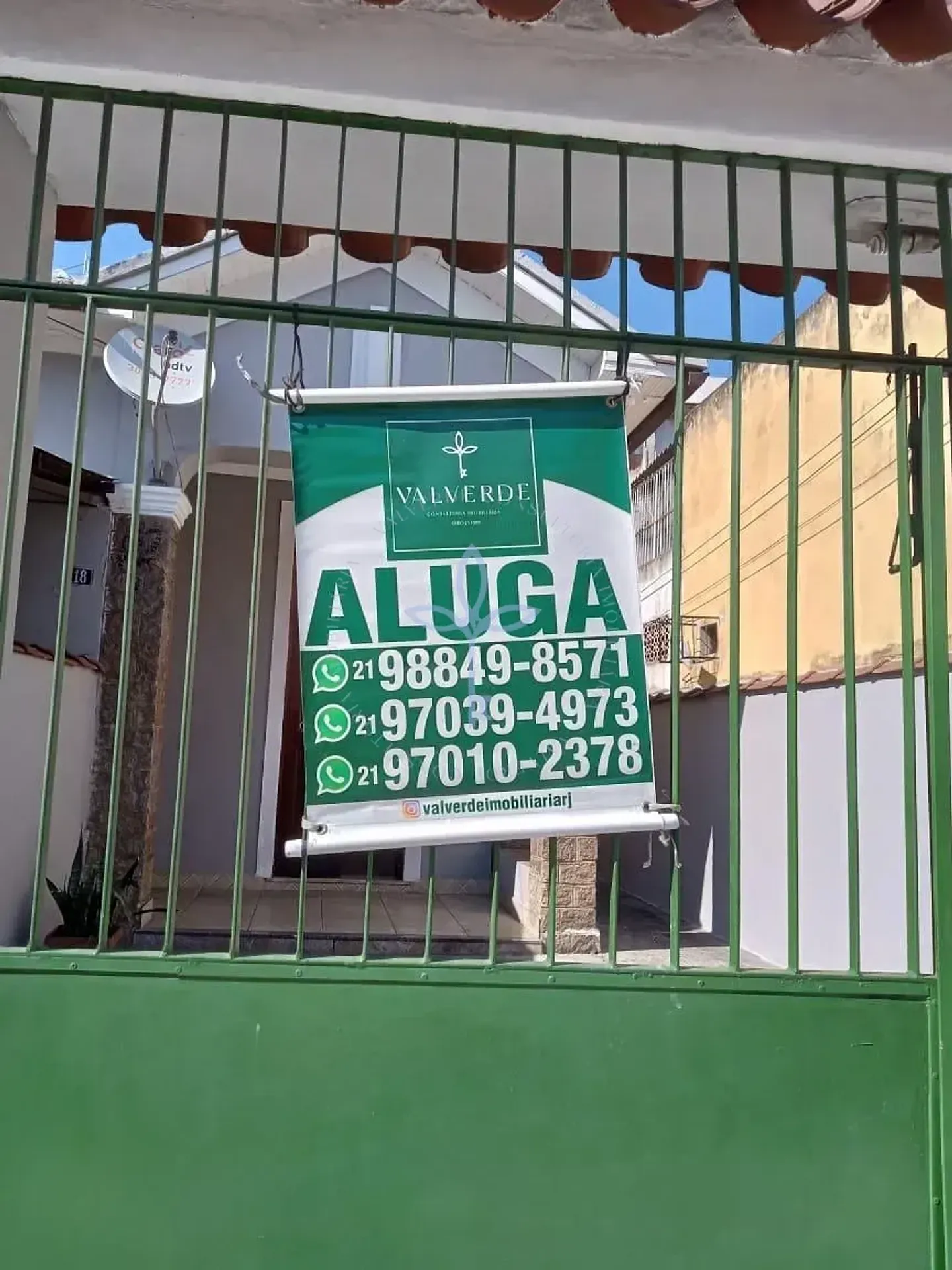 Casa com varanda e 1 vaga de estacionamento para alugar — photo 33