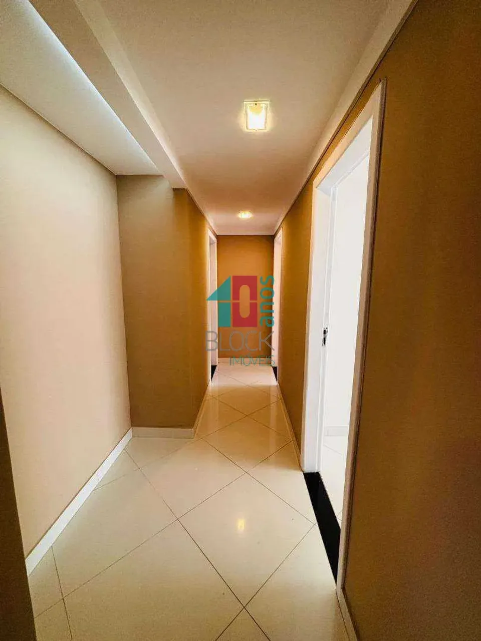 Casa para locação com 5 quartos e 5 banheiros — photo 20