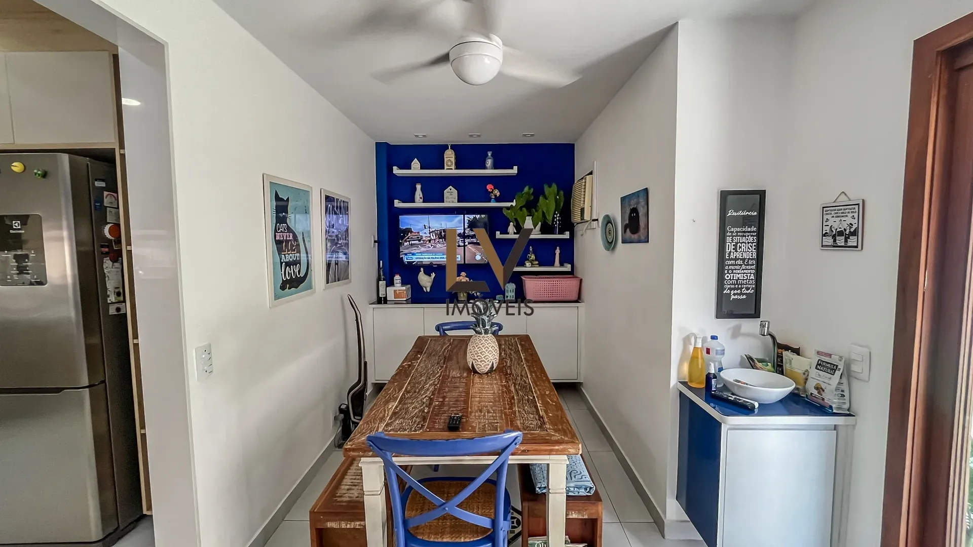 Furnished house with open-plan kitchen, 4 bedrooms and 5 baths — photo 21