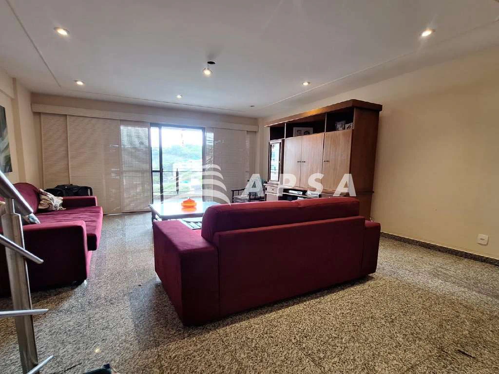 Furnished apartment with 3 bedrooms and 2 en-suites — photo 7