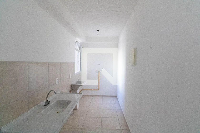 2-bedroom apartment with a closed-off kitchen — photo 25