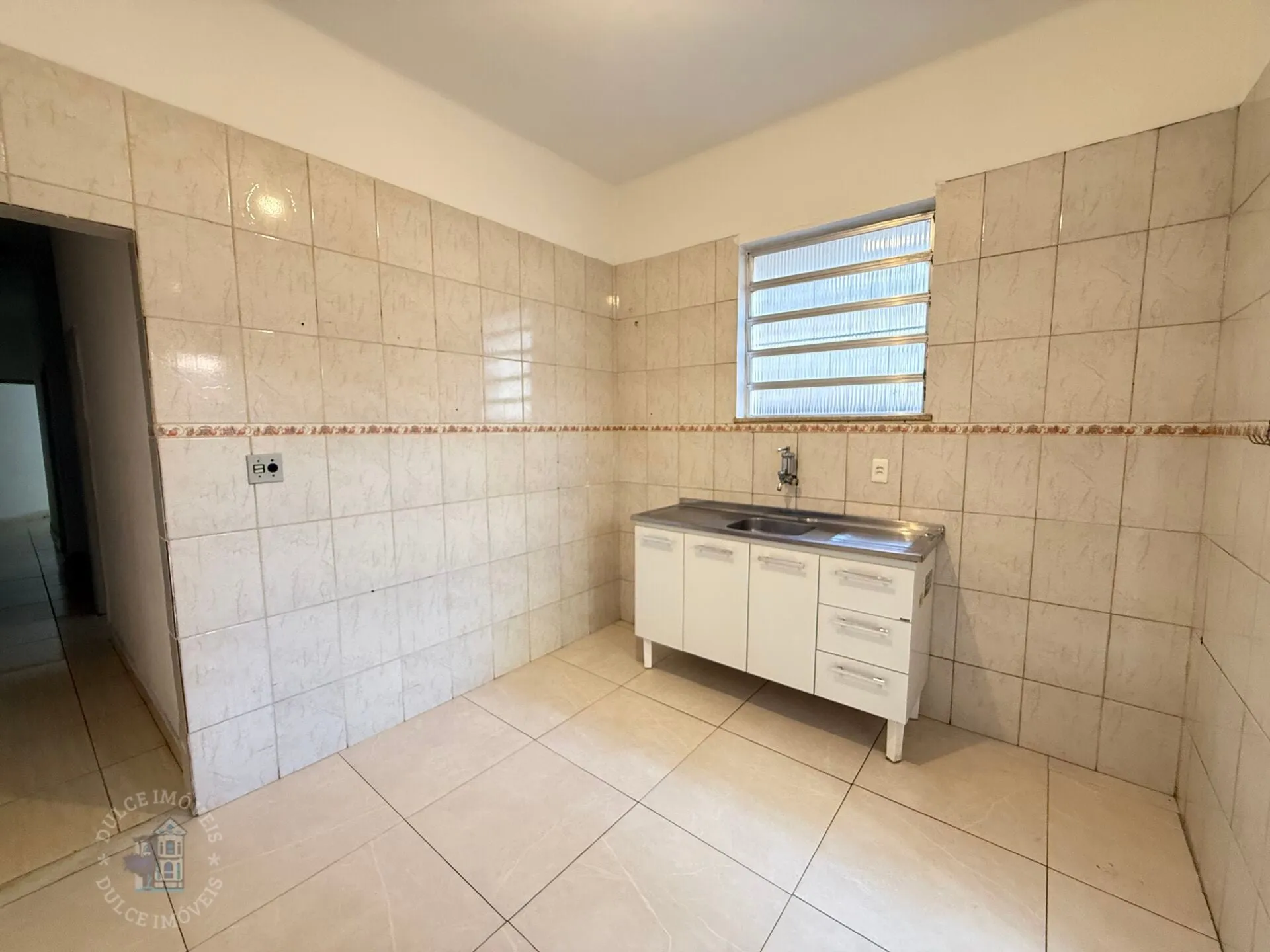 Apartamento térreo com 2 quartos e área de 60 m²