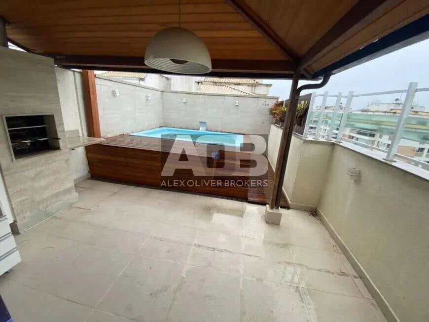 Furnished duplex penthouse with 4 bedrooms and 210 m² — photo 6