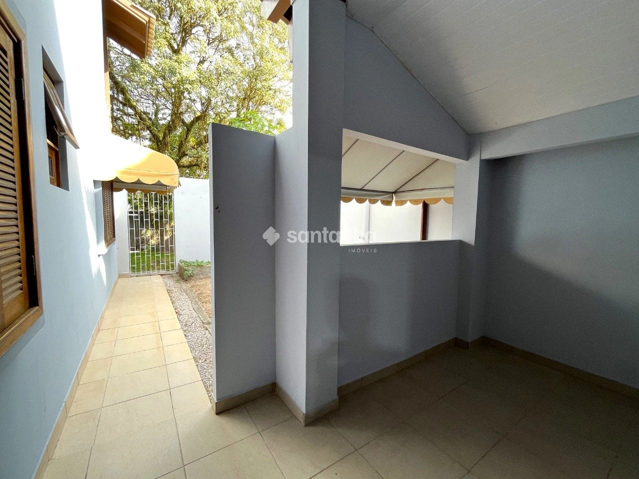 200 m² house with a private BBQ and a grill on the balcony — photo 10